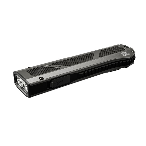 Nitecore EDC17 - 1500 Lumen UV und Laser